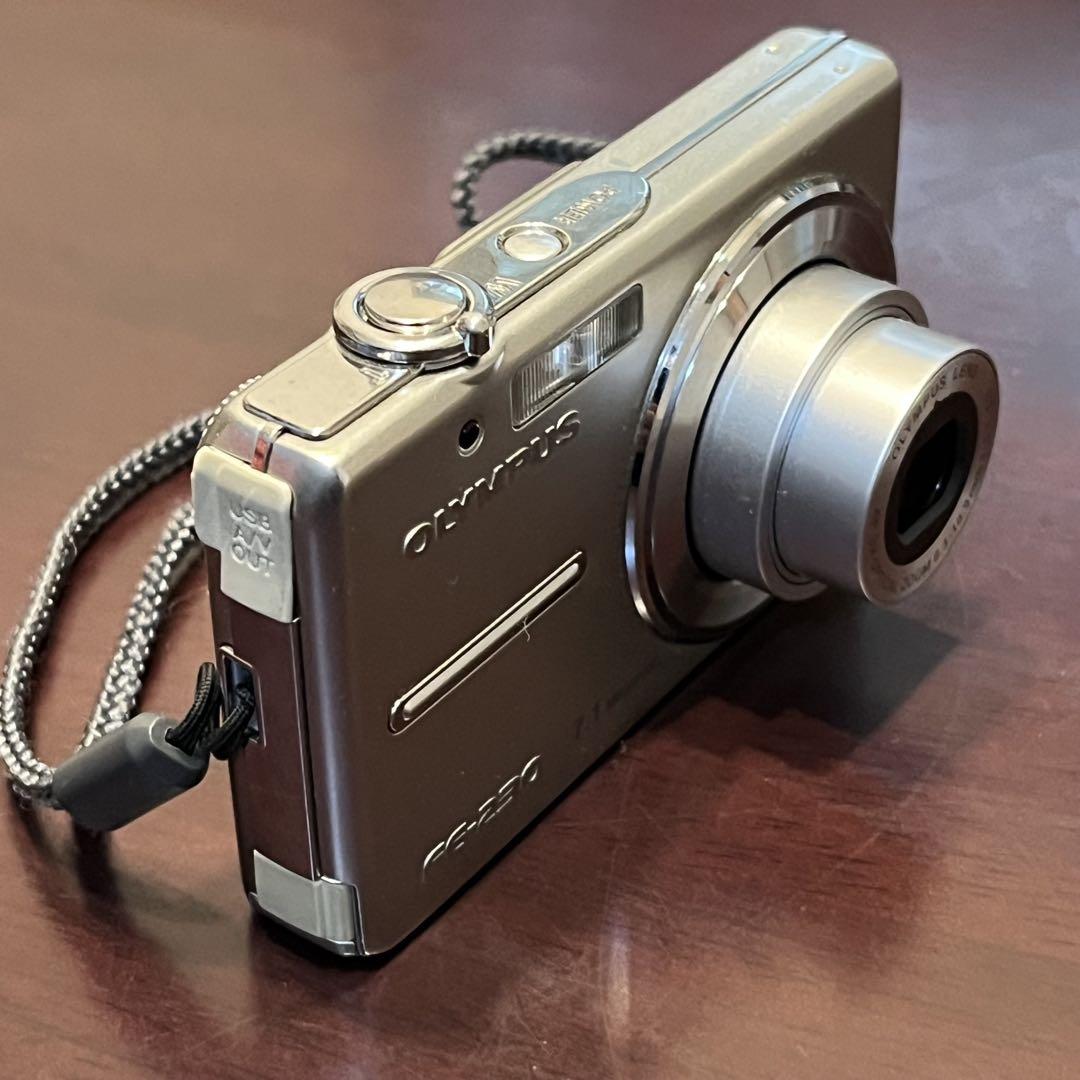 OLYMPUS オリンパス FE-230 コンパクトデジタルカメラ ジャンク