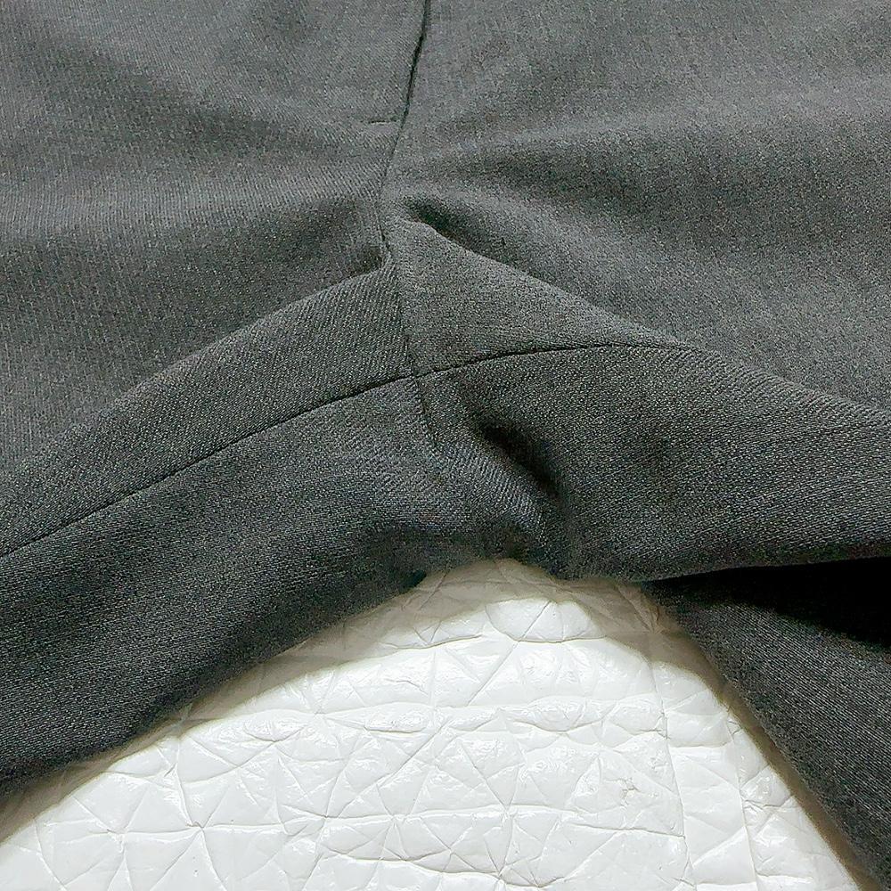 GIO SPORT セットアップ ダークグレー ビジネススーツ パンツスーツ上下