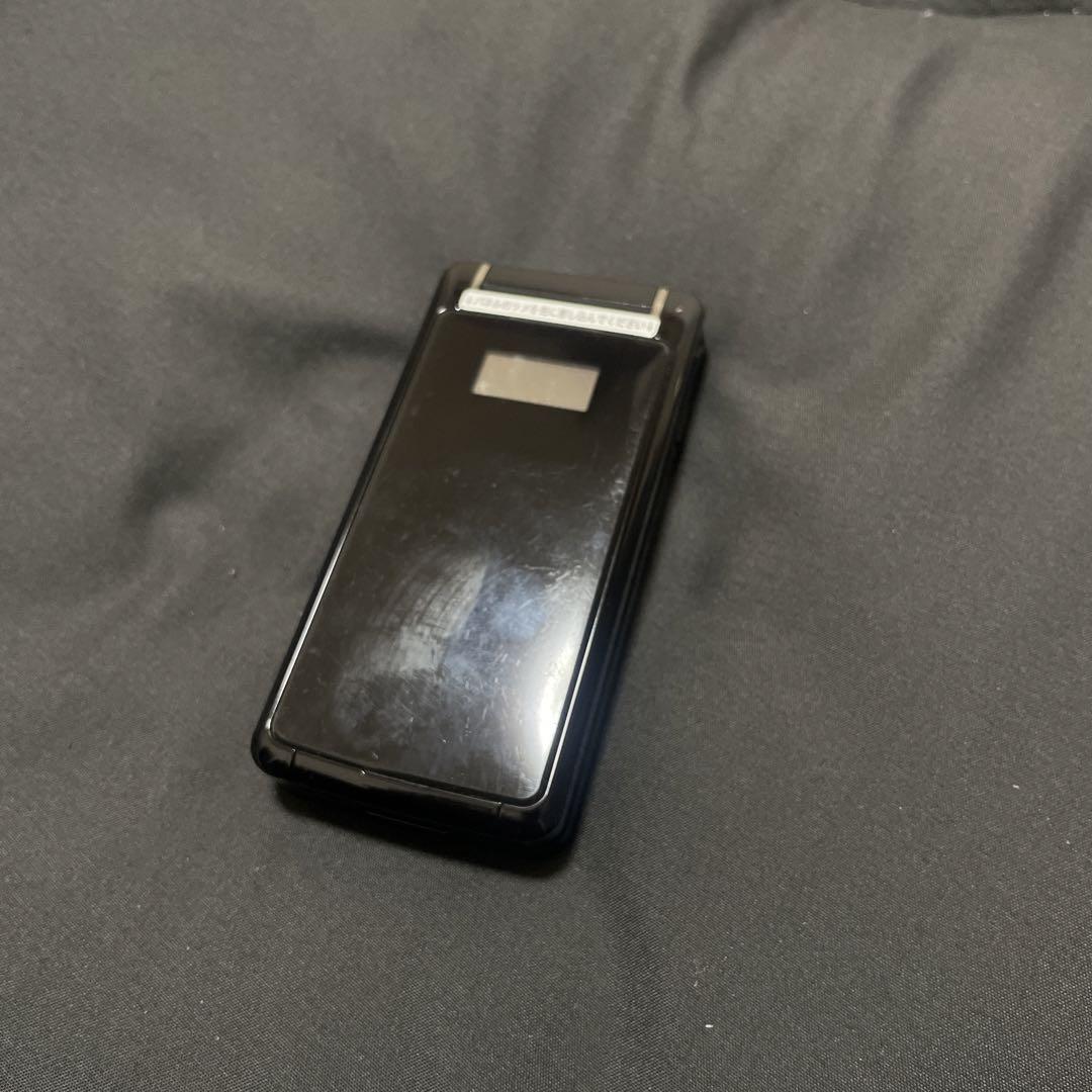 g*u様 SoftBank 815t pb折りたたみ式携帯電話 ブラック　ケータ 相棒（バディ）へ成長するケータイ「フォンブレイバー SoftBank