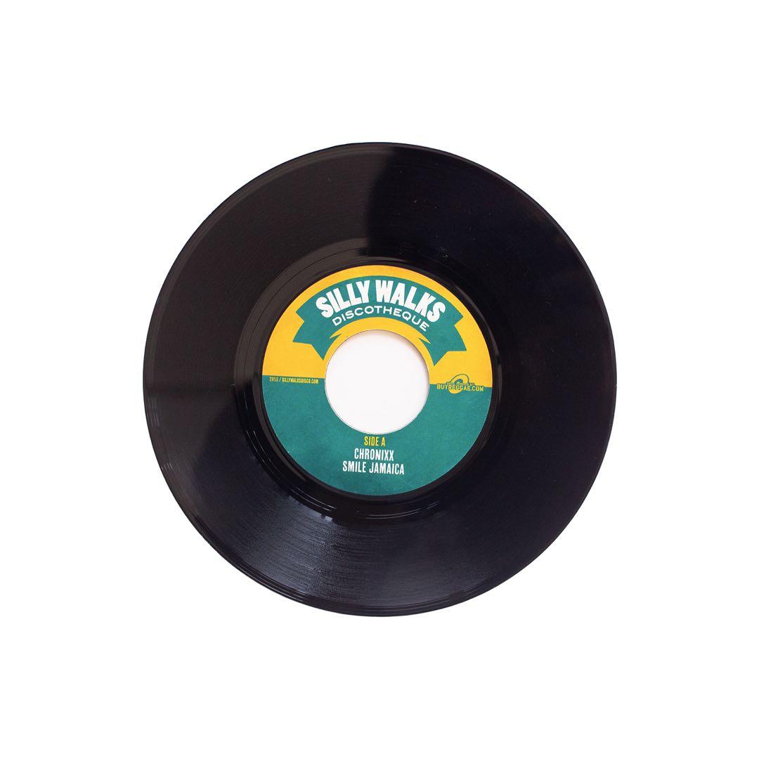 人気盤 廃盤 CHRONIXX / SMILE JAMAICA 7インチレコード