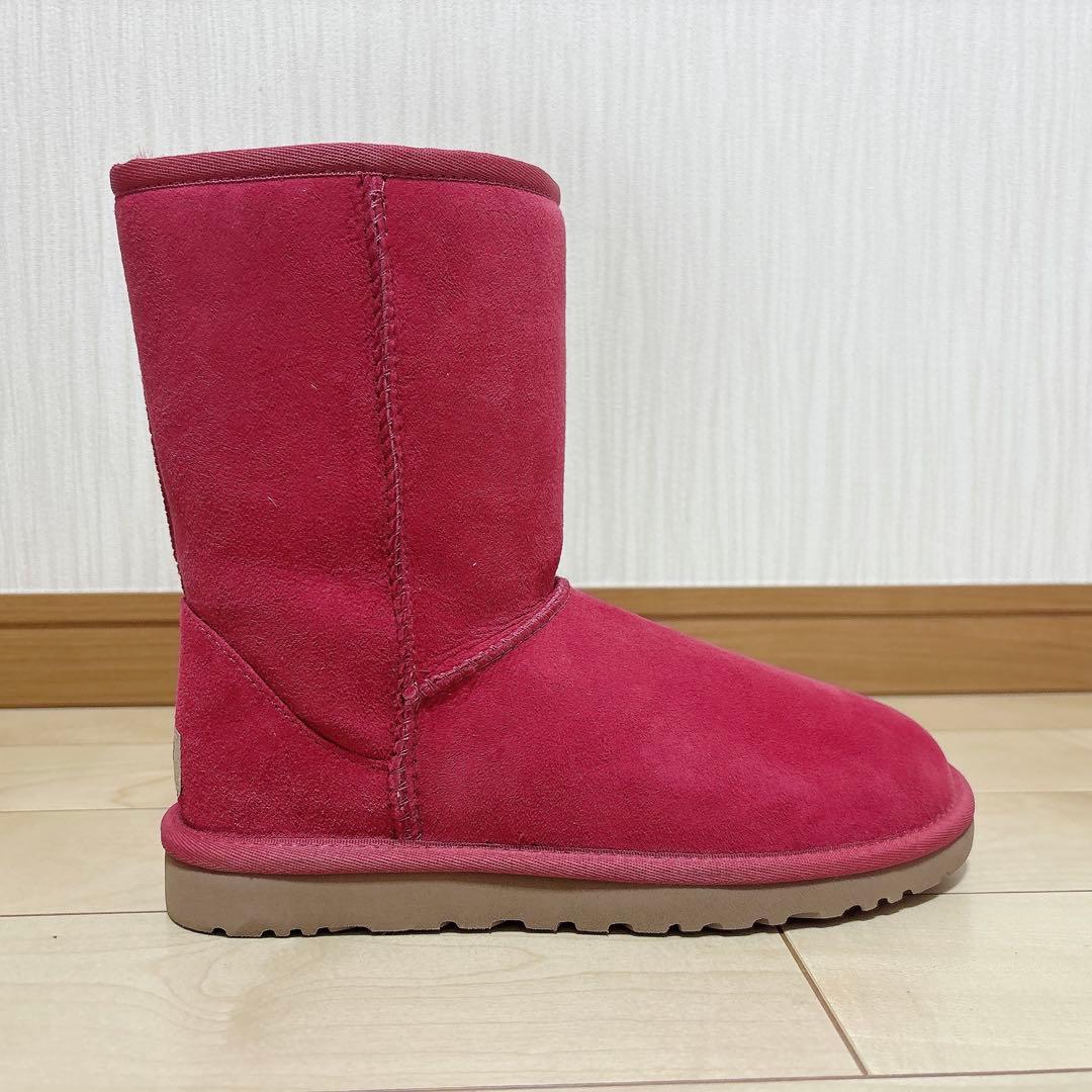 未使用品◎送料込み/匿名配送◎ UGG ムートンブーツ　23㎝
