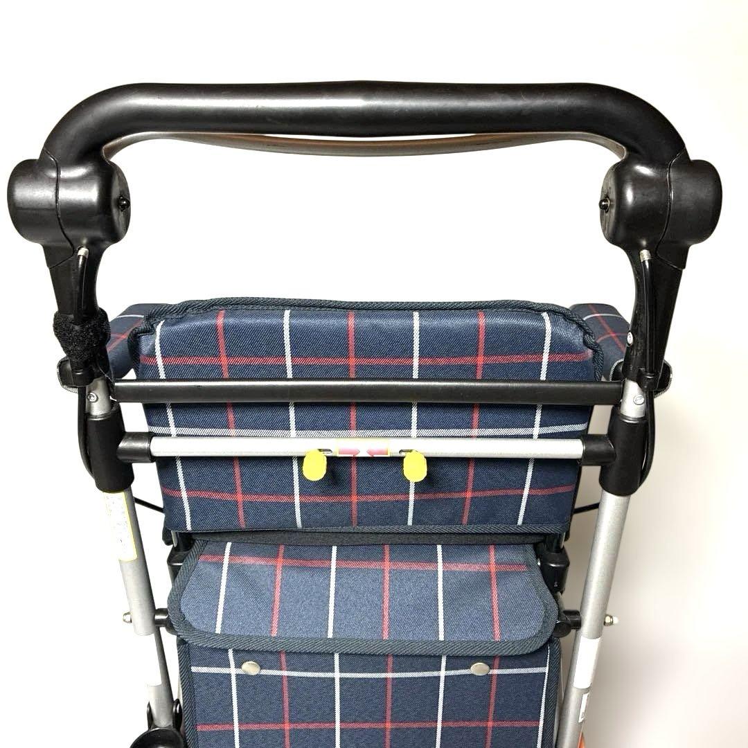シルバーカー　Tacaof テイコブ ST07 折りたたみ式　座れる 手押し
