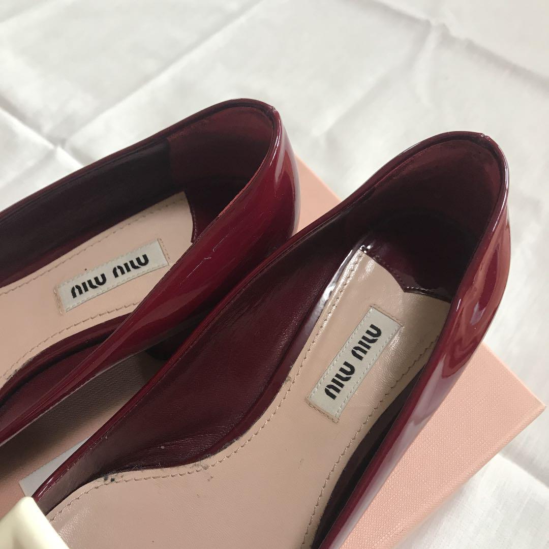 miumiu エナメル　ローヒール　パンプス　レッド
