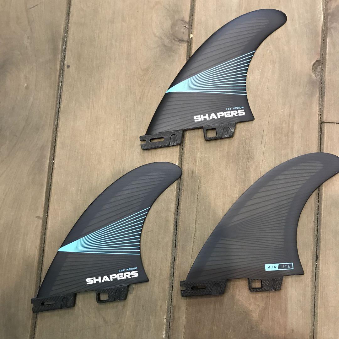 SHAPERS THRUSTER 中型フィン S.P.Fケースなし