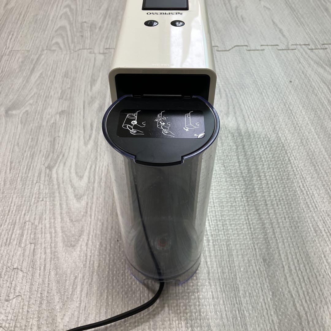 Nespresso ネスプレッソ　エッセンサミニピュアホワイト　カプセル式