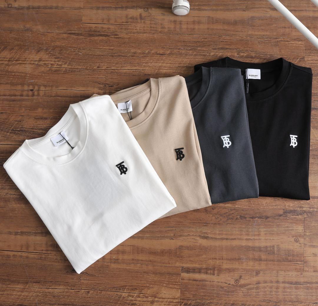 新品 BÚRBÈRRY 長袖TシャツロンT 長袖シャツブラック 一枚M