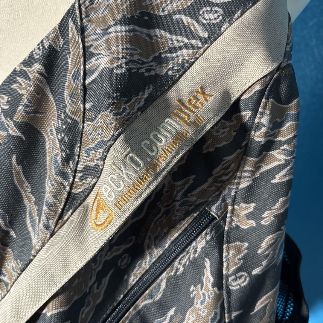 ECKO UNLTD 00s タイガーカモ スリングバッグ ワンショルダー ECKO UNLTD 00s タイガーカモ スリングバッグ ワンショルダー