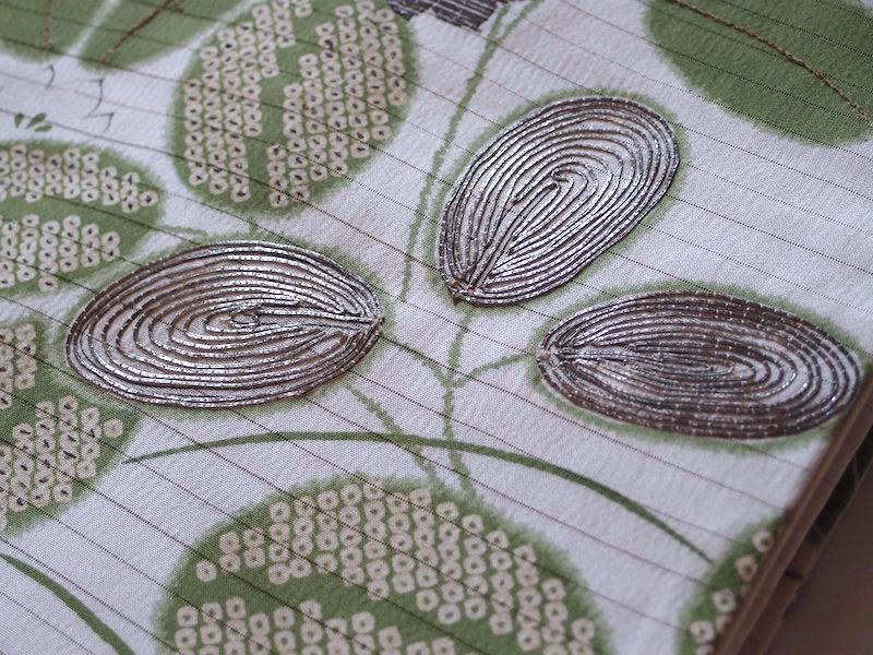 夏物　絽の塩瀬名古屋帯（萩、秋草文）手刺繍　アンティーク　正絹美品