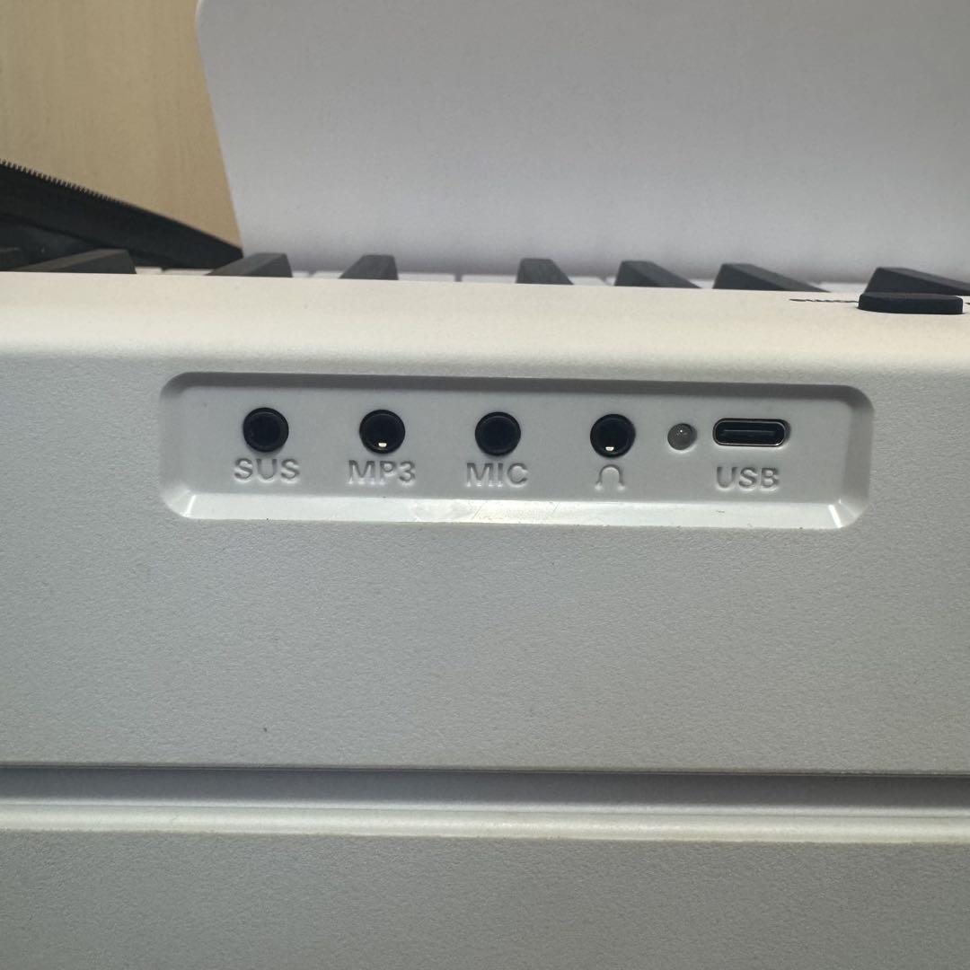 折り畳み電子ピアノ　ペダル付き