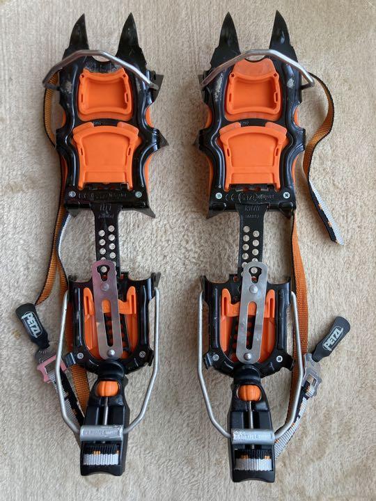 petzl アイゼン12本爪 【オンライン限定商品】 www.shelburnefalls.com