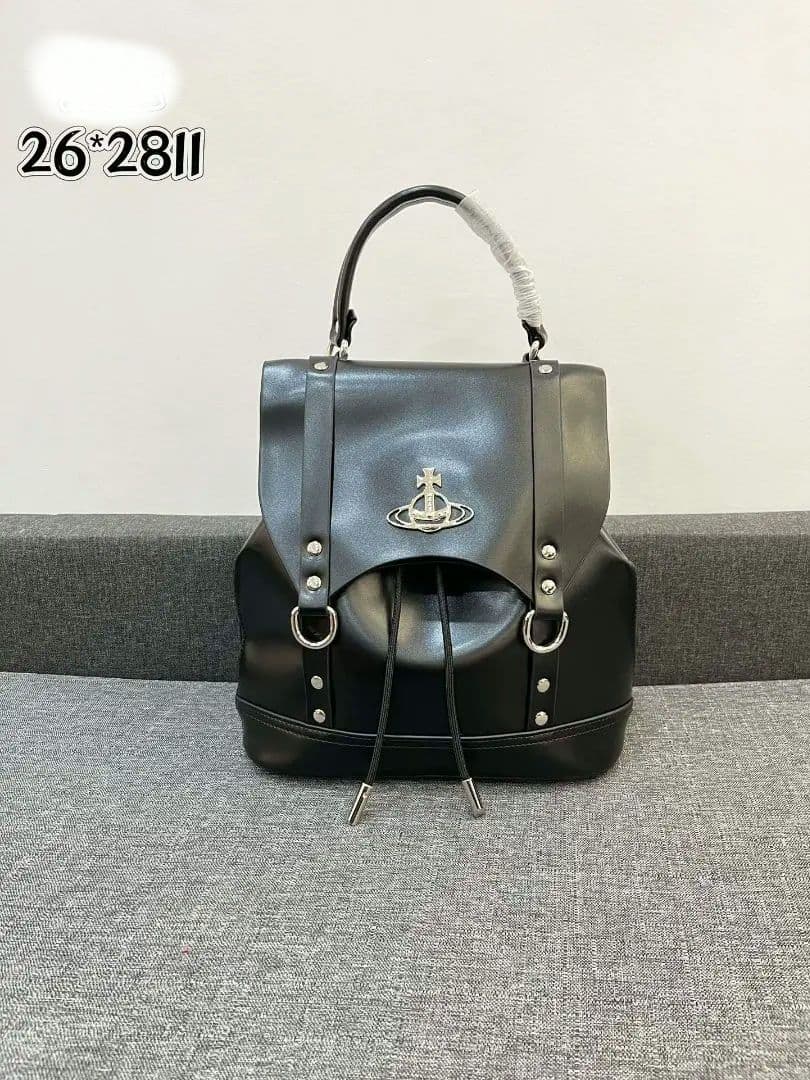 Vivienne Westwood黒色リュック