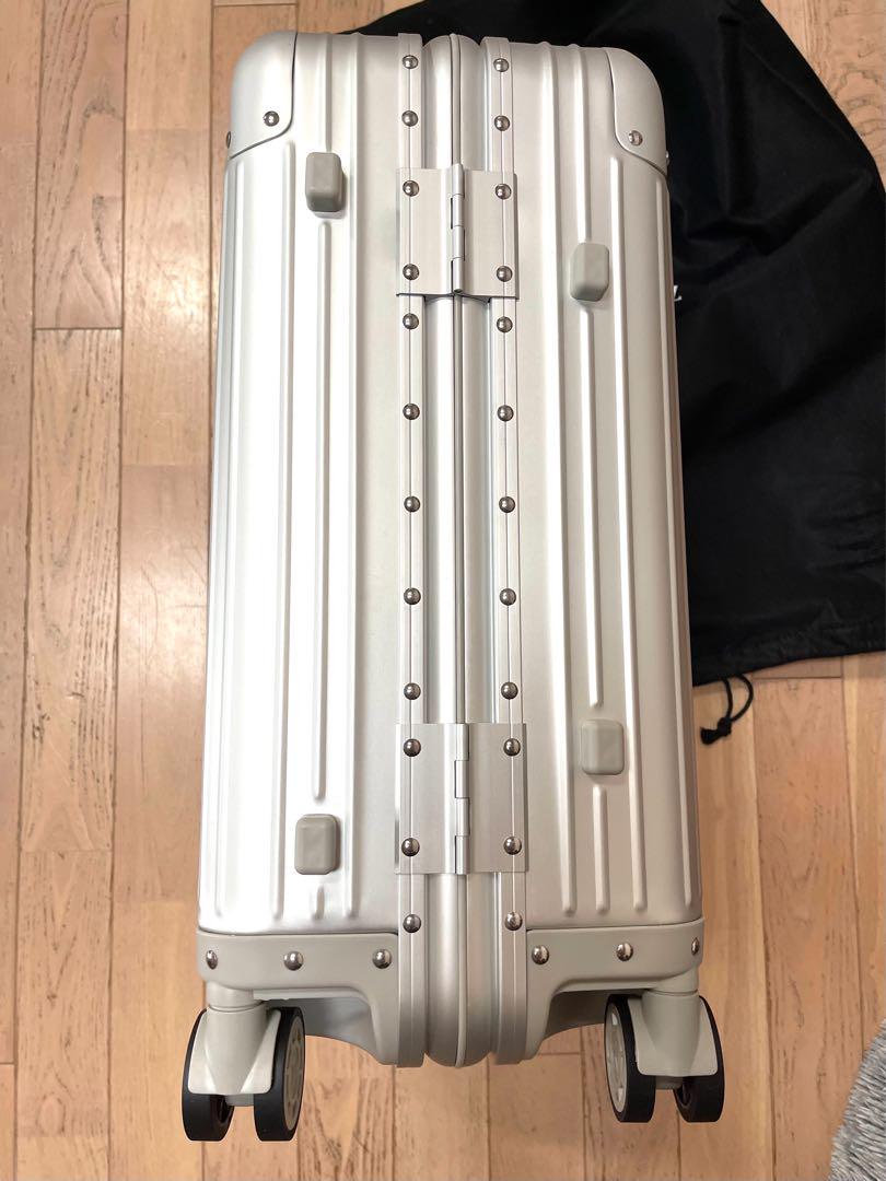 ゴルゴル様専用 スーツケースメルセデスベンツ32L - メルカリ ゴルゴル様専用 スーツケースメルセデスベンツ32L - メルカリ