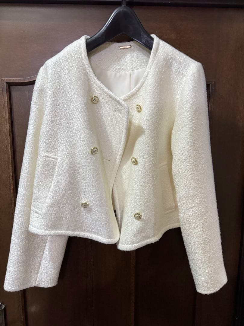 【美品】SNIDEL ノーカラージャケット Mサイズ ホワイト