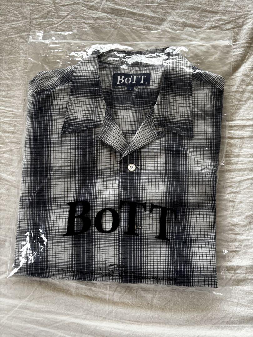 BOTT short