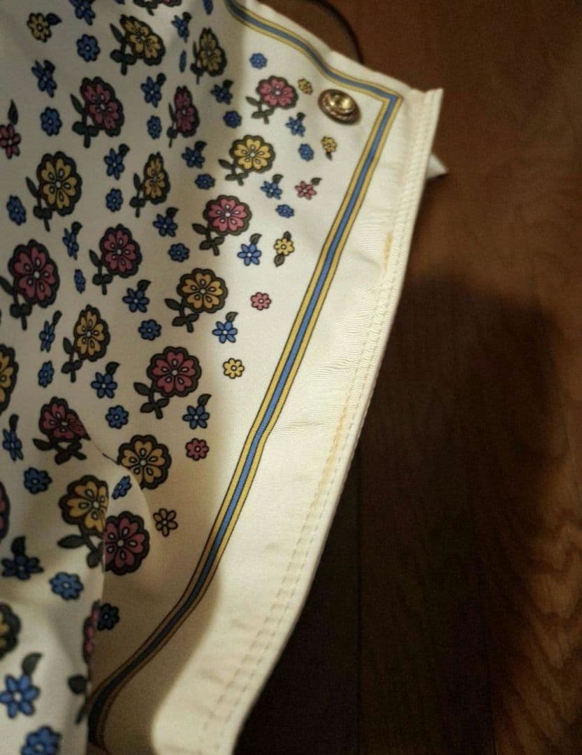 Tory Burch 花柄トートバッグ 新品未使用 Tory Burch 花柄トートバッグ 新品未使用