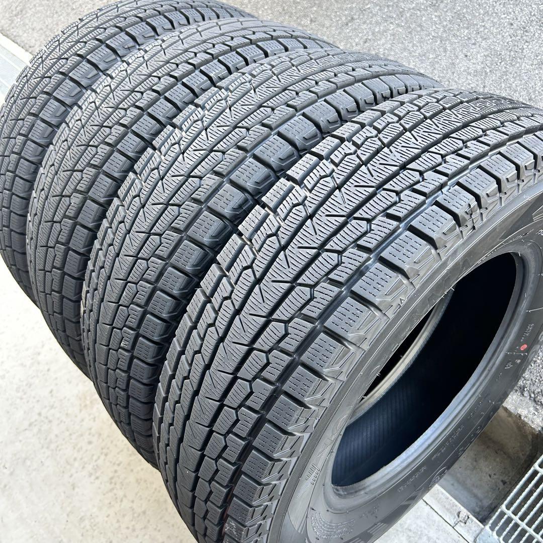 中古スタッドレスタイヤ 195/80R15 ヨコハマ4本セット　ジムニーシエラ用