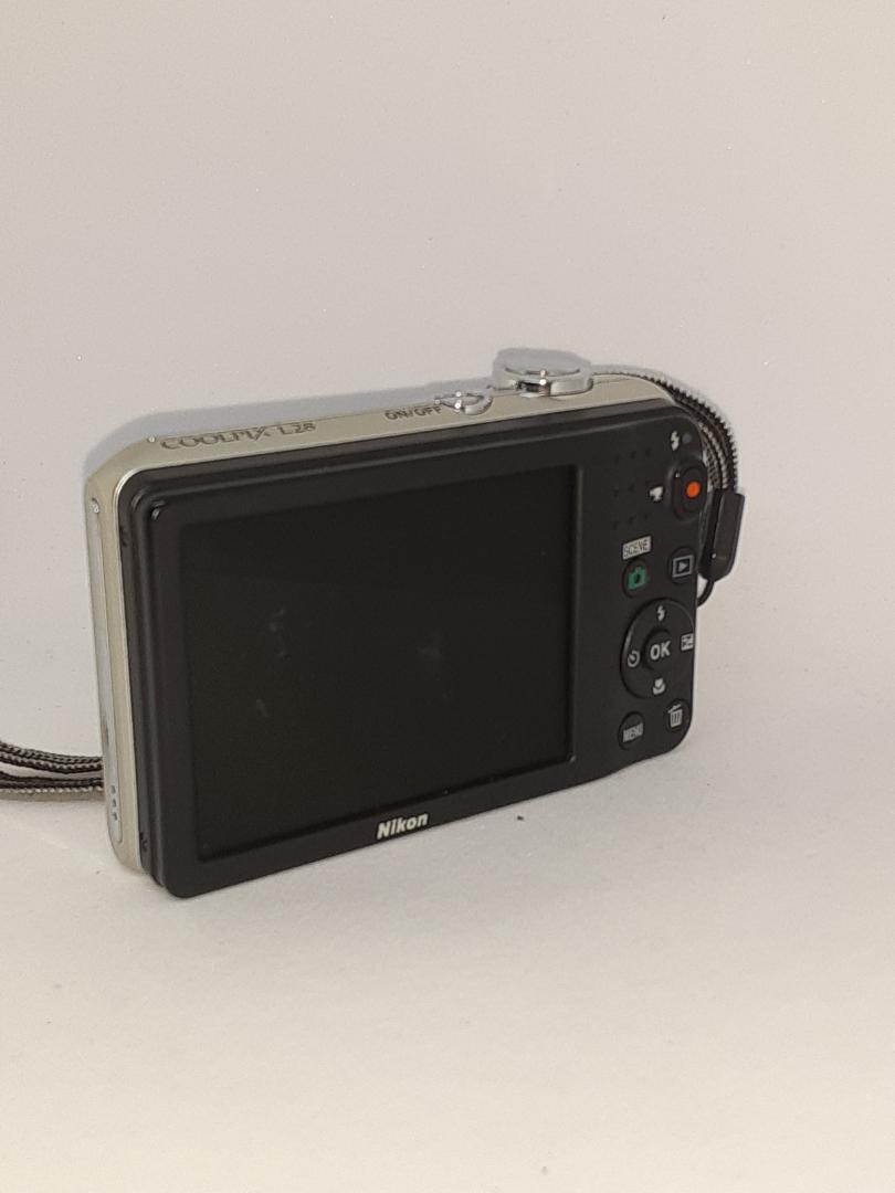 スマホ転送OK】ニコン Nikon COOLPIX L28 単3電池駆動 - メルカリ