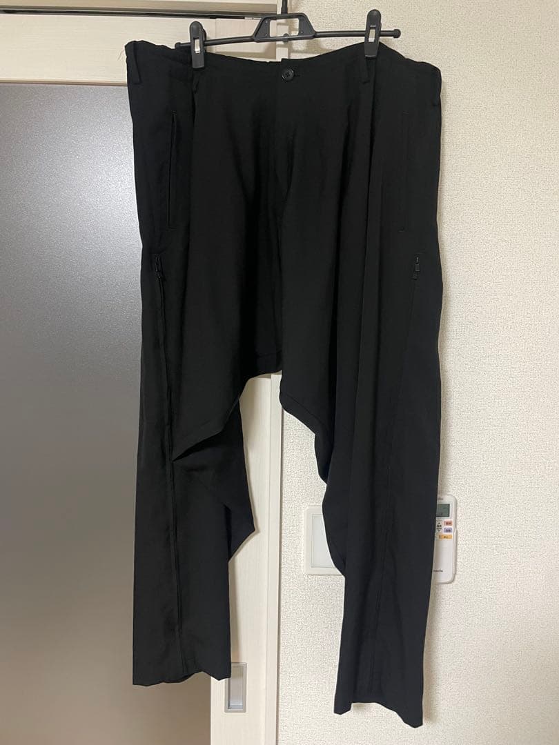 Yohji Yamamoto 23awウールギャバジン脇ファスナードレープパンツ Yohji Yamamoto 23awウールギャバジン脇ファスナードレープパンツ