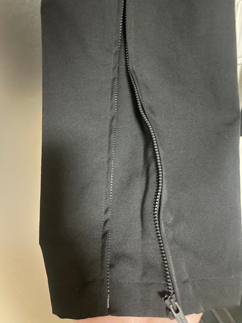 Yohji Yamamoto 23awウールギャバジン脇ファスナードレープパンツ Yohji Yamamoto 23awウールギャバジン脇ファスナードレープパンツ