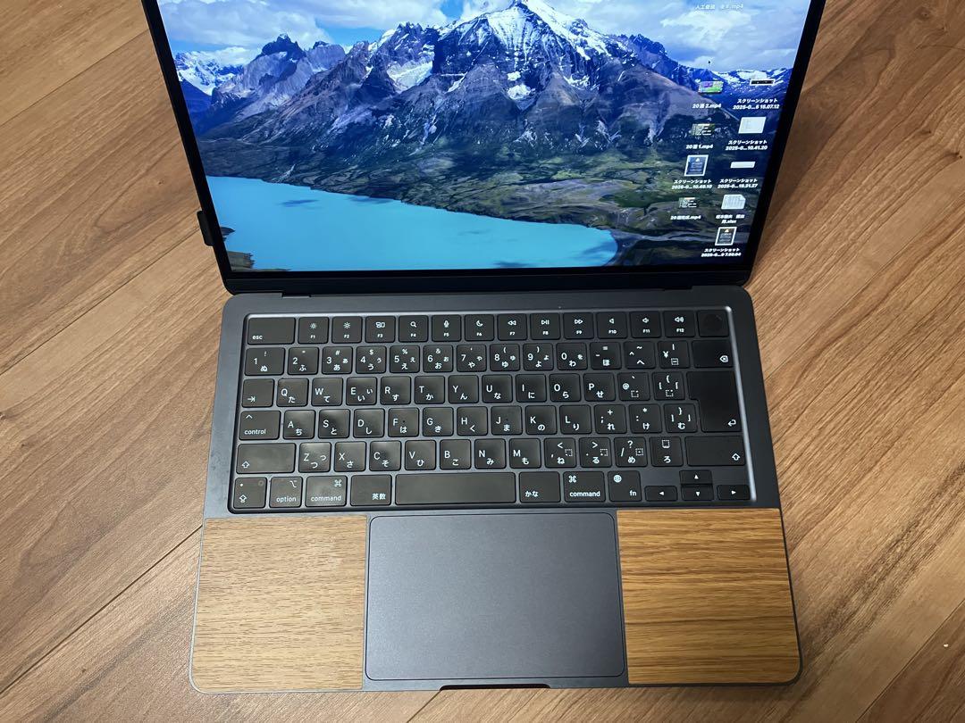 MacBook