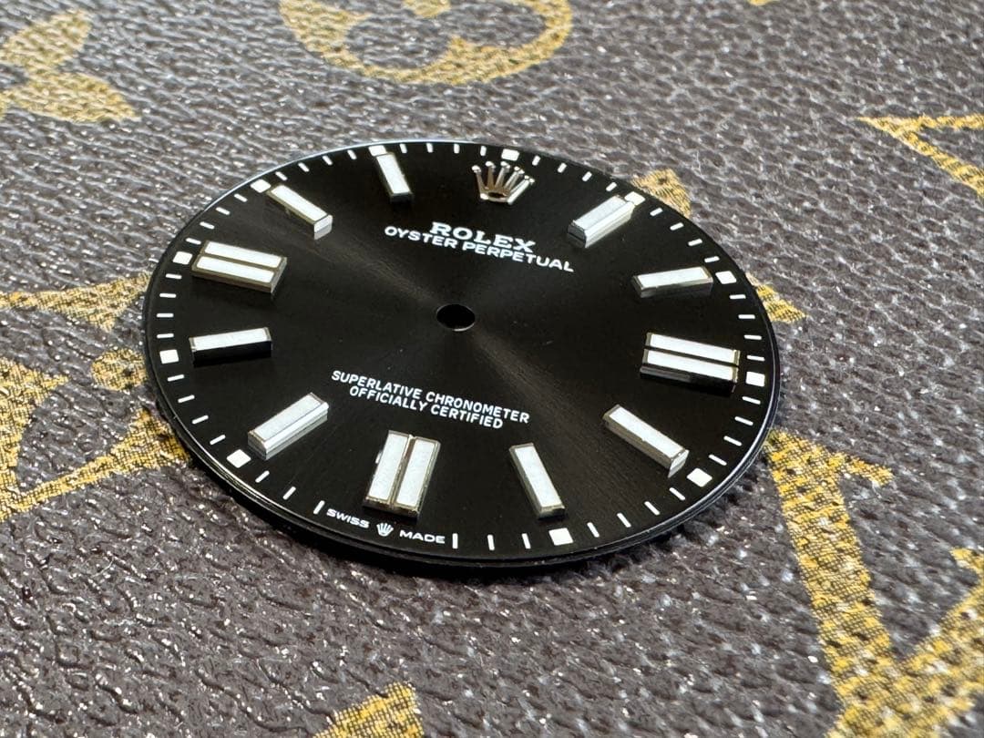 新品✨生産終了純正品文字盤ロレックス124300オイパペ41mm用 ディスコン