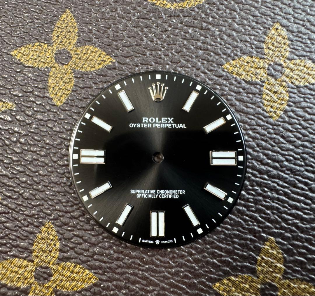 新品✨生産終了純正品文字盤ロレックス124300オイパペ41mm用 ディスコン