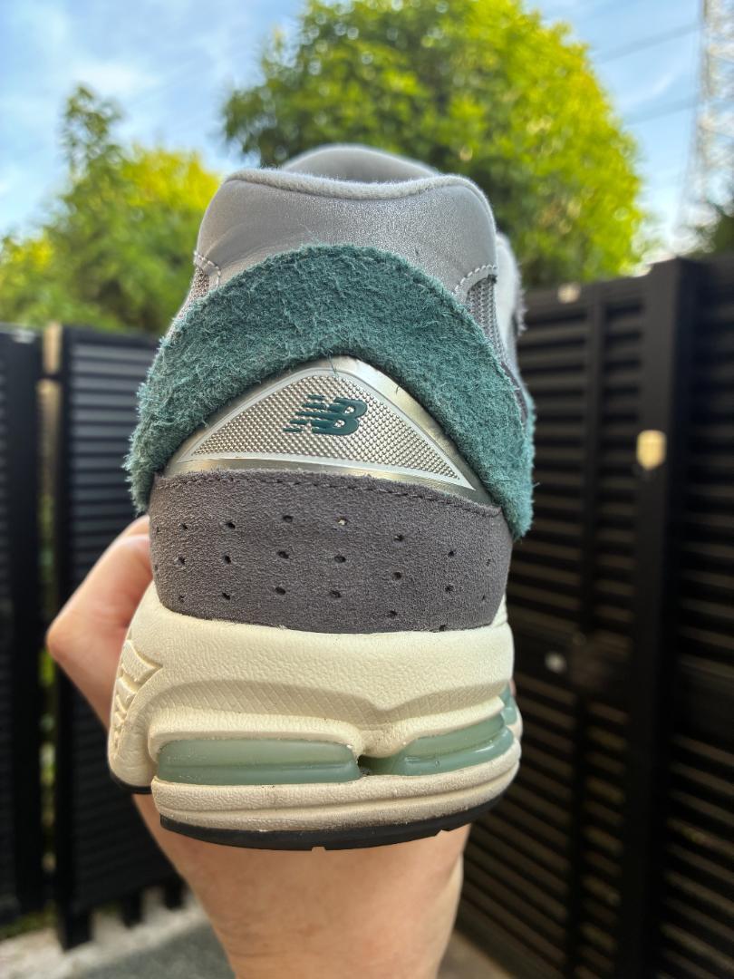 NewBalance 2002R グレー/グリーン 28cm