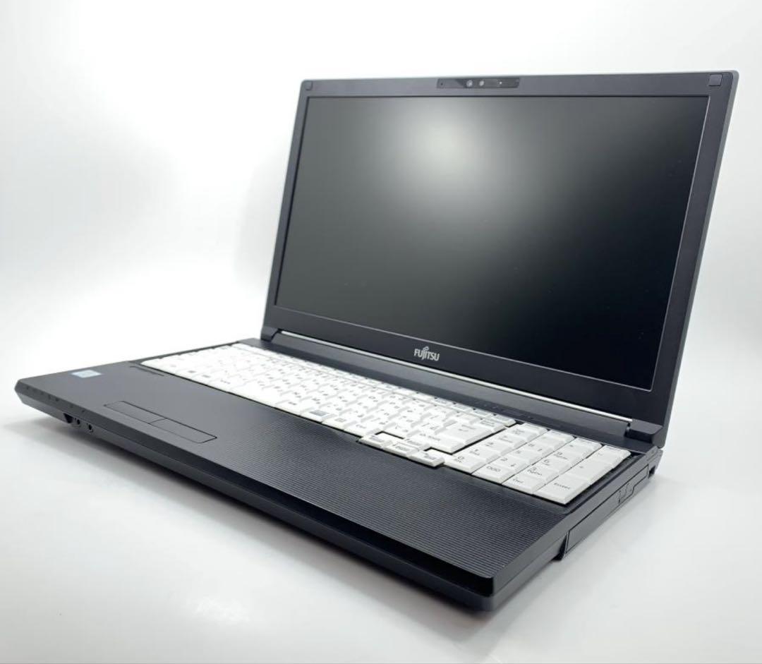 ノートパソコンcore i5 windows11 富士通 日本製