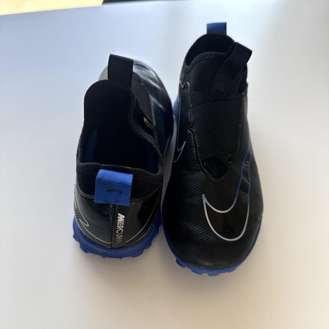 Nike サッカーシューズ ブラック/ブルー Nike サッカーシューズ ブラック/ブルー - メルカリ