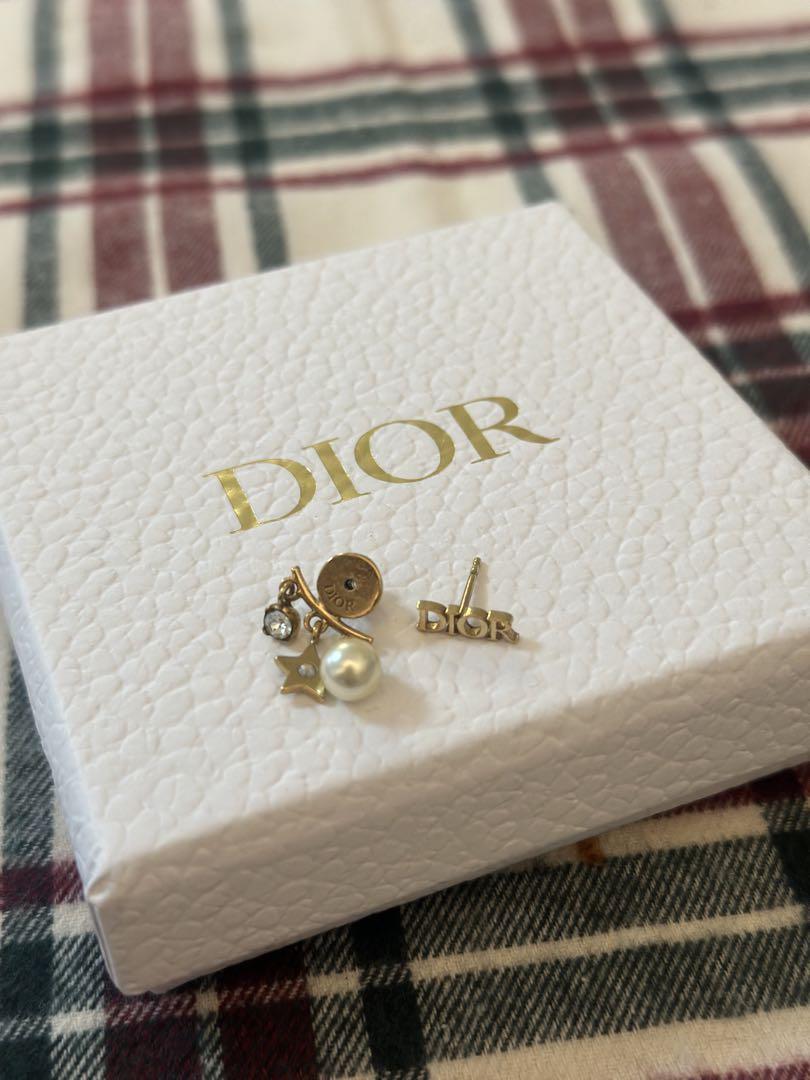 Dior パールと星モチーフ ピアス