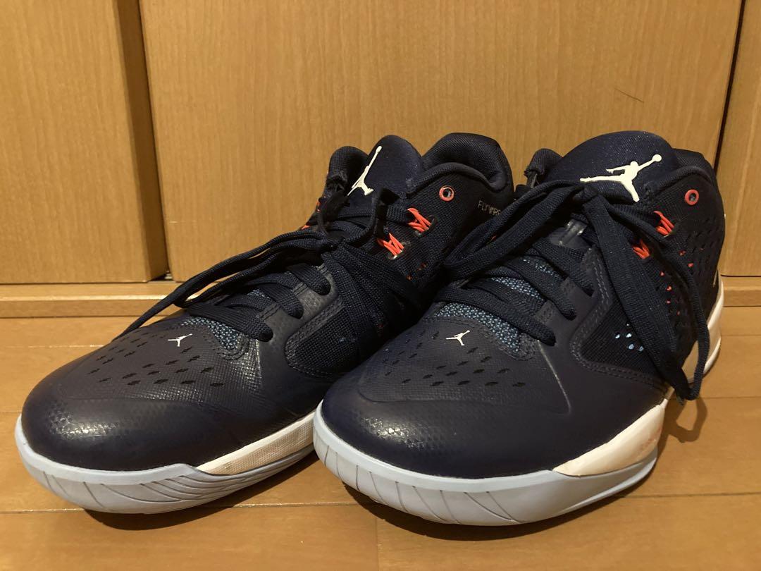 送料無料　NIKE JORDAN RISING HIGH LOW 27.5cm