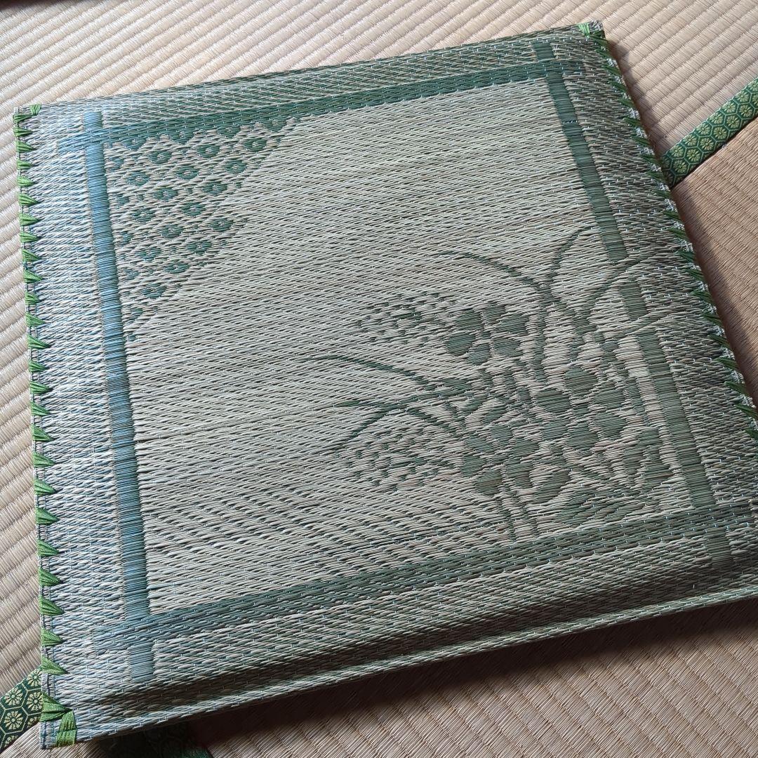 い草製 花柄座布団　12枚入り