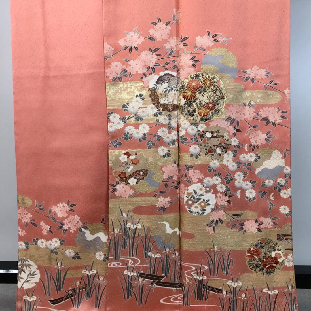 訪問着 地紙に花模様 金彩 浅紅色 ガード加工 トールサイズ K