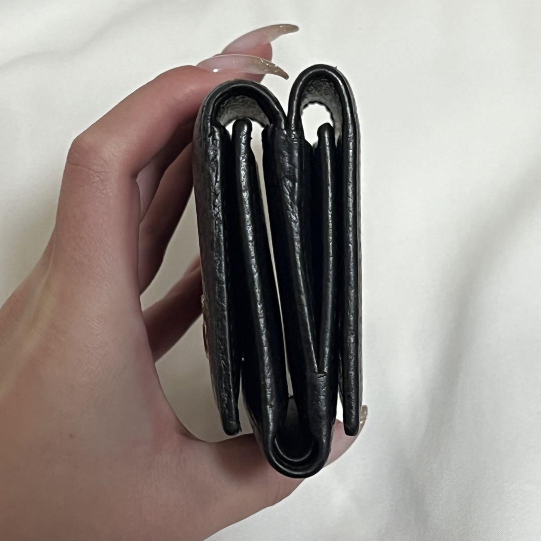 GUCCI ブラック 三つ折り財布 GGロゴ