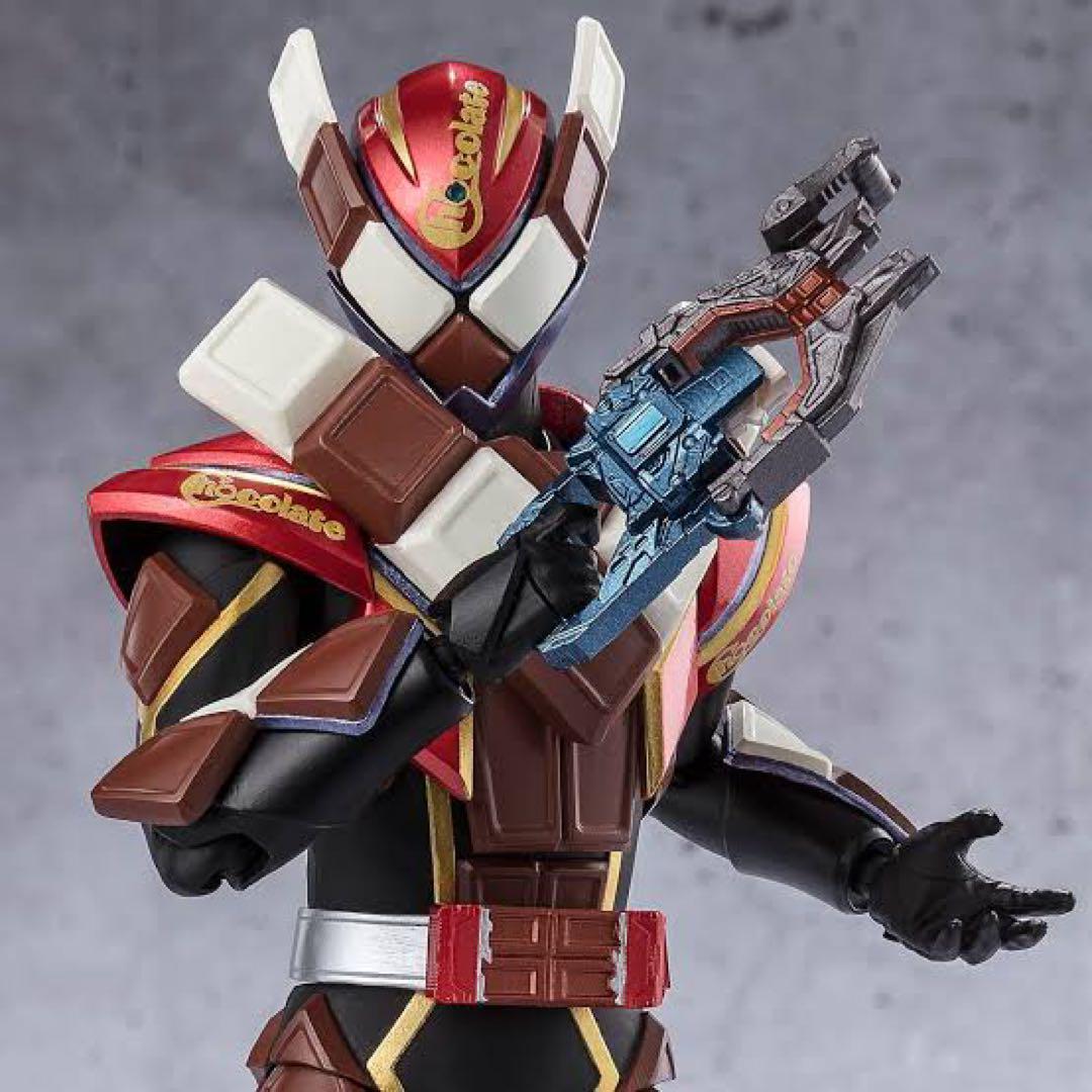 仮面ライダーヴァレン　フィギュアーツ