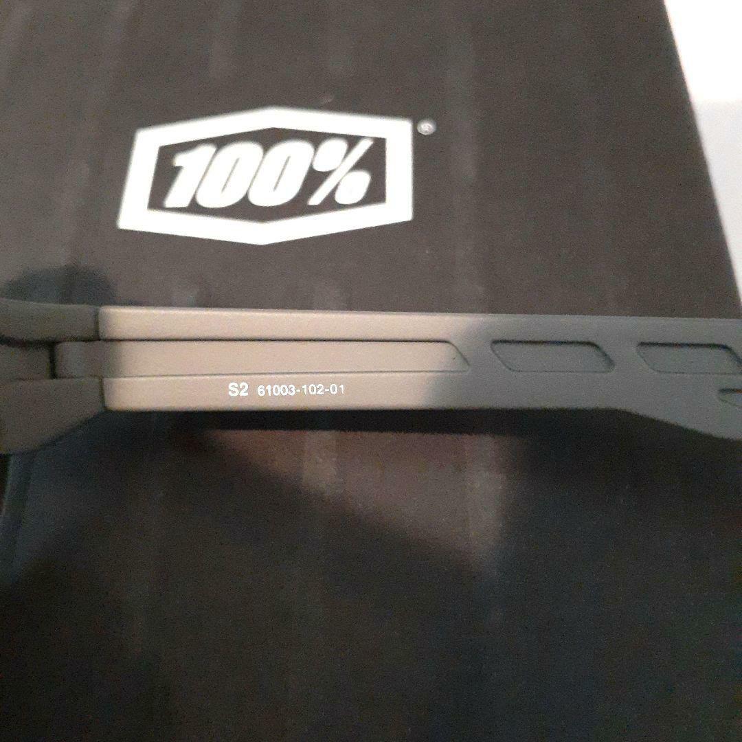100% S2 クールグレイ スモークレンズ ワンハンドレッド サングラス 100%(ワンハンドレッド) スポーツサングラス S2 エスツー