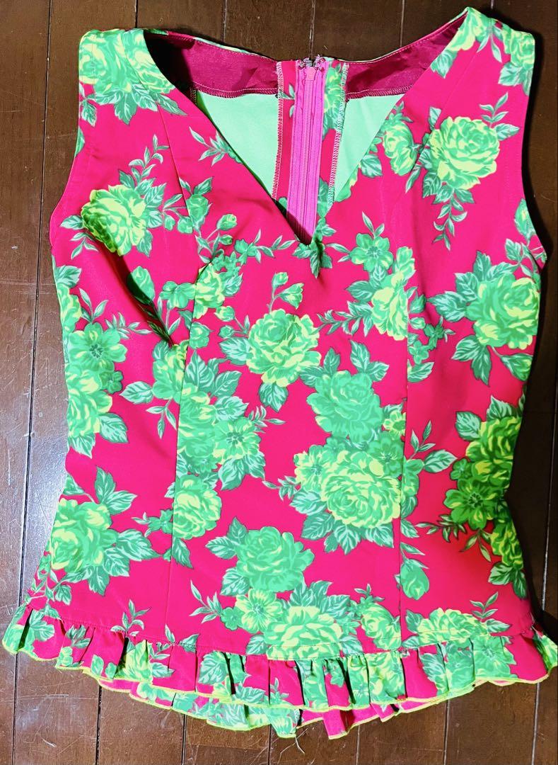 美品】フラメンコ衣装 ピンクグリーン 花柄 ツーピース 美品】フラメンコ衣装 ピンクグリーン 花柄 ツーピース