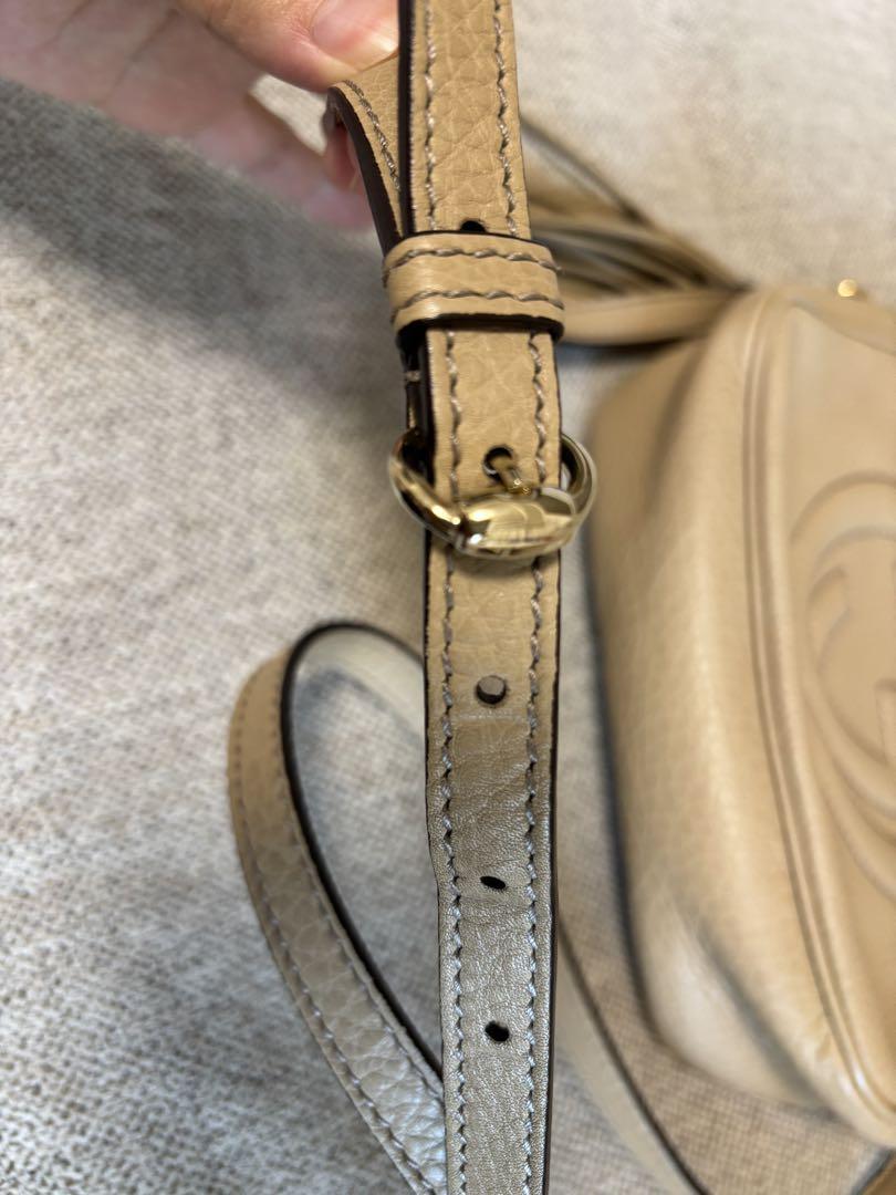 GUCCI ベージュレザーショルダーバッグ