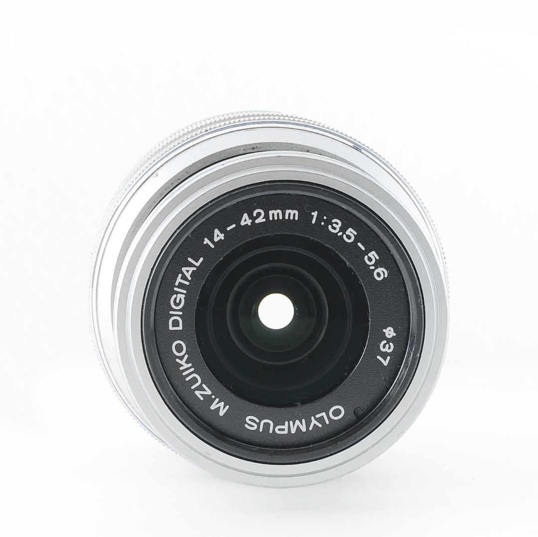 OLYMPUS E-P2