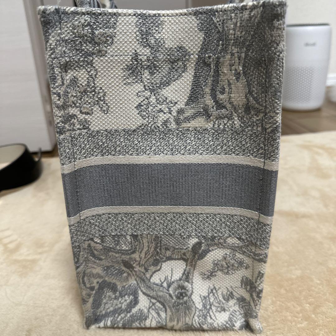 大人気 Dior Book Tote バッグ ミディアム