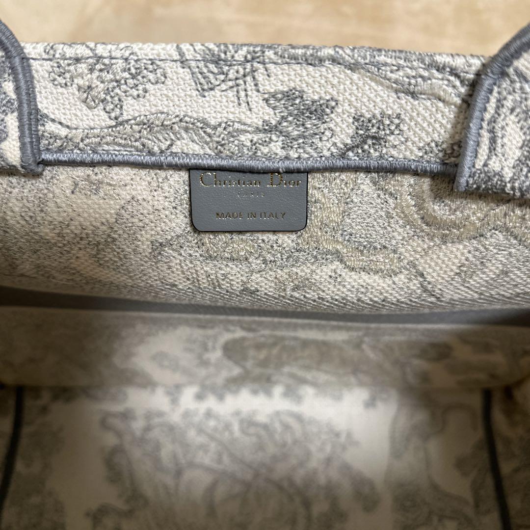 大人気 Dior Book Tote バッグ ミディアム