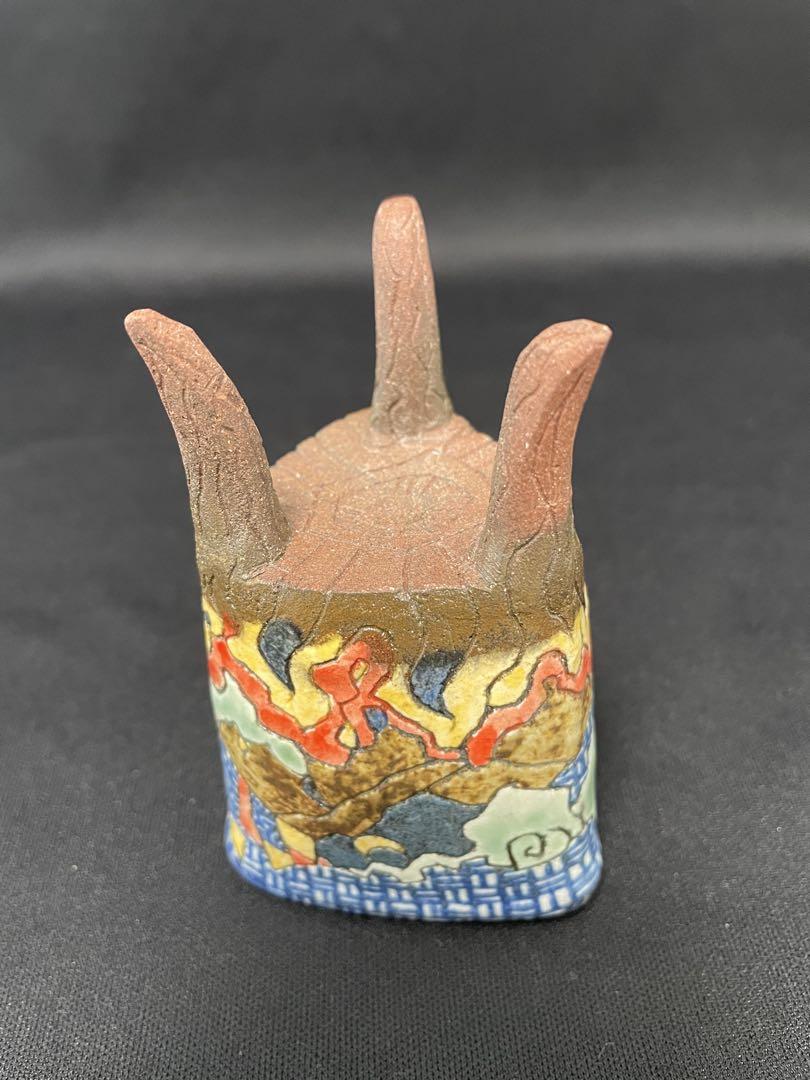 小孫哲太郎　三足刻文色絵ぐい呑 小孫哲太郎 三足刻文色絵ぐい呑 - メルカリ