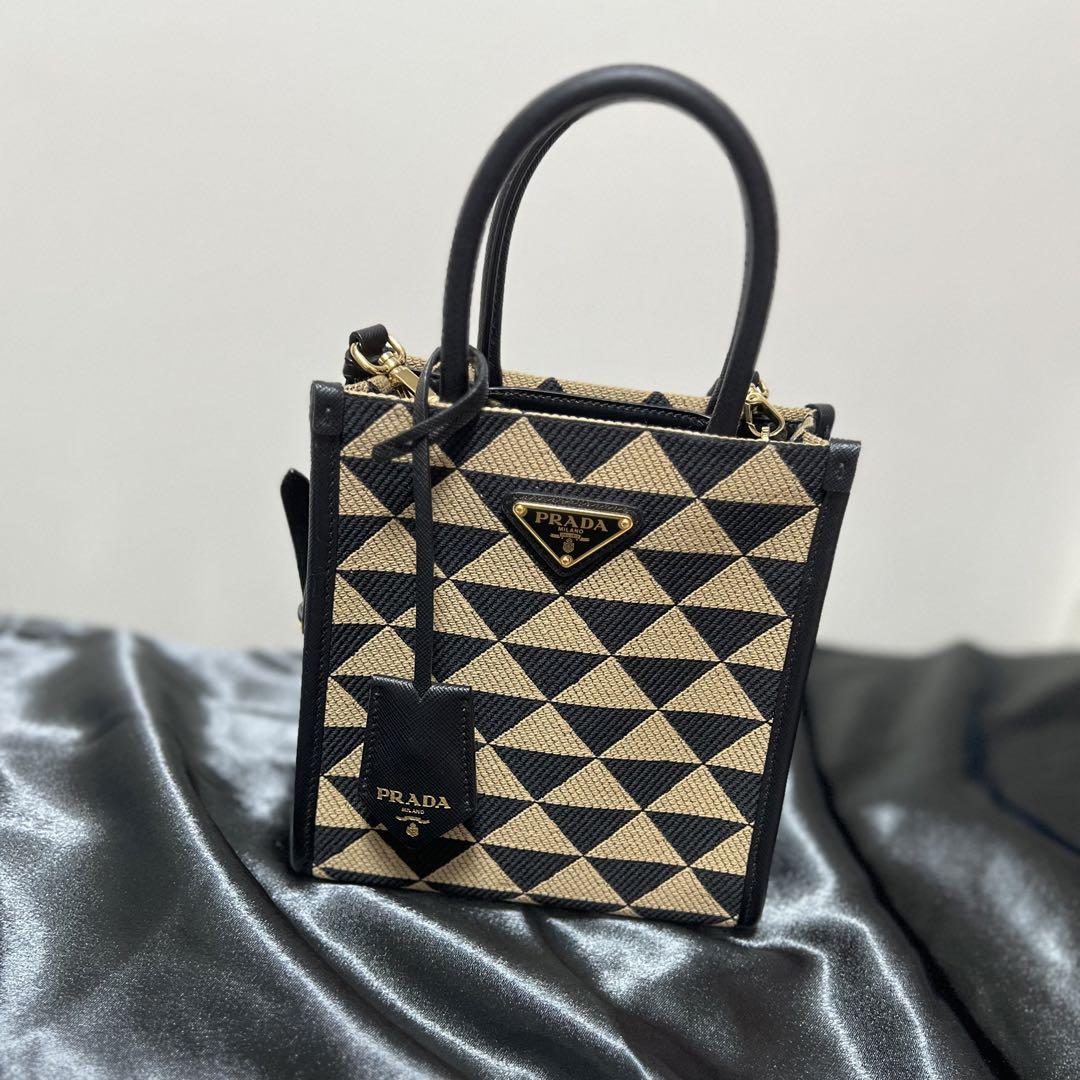 PRADA シンボル エンブロイダリーファブリック ミニバッグ プラダ（PRADA）シンボルエンブロイダリーファブリックミニ