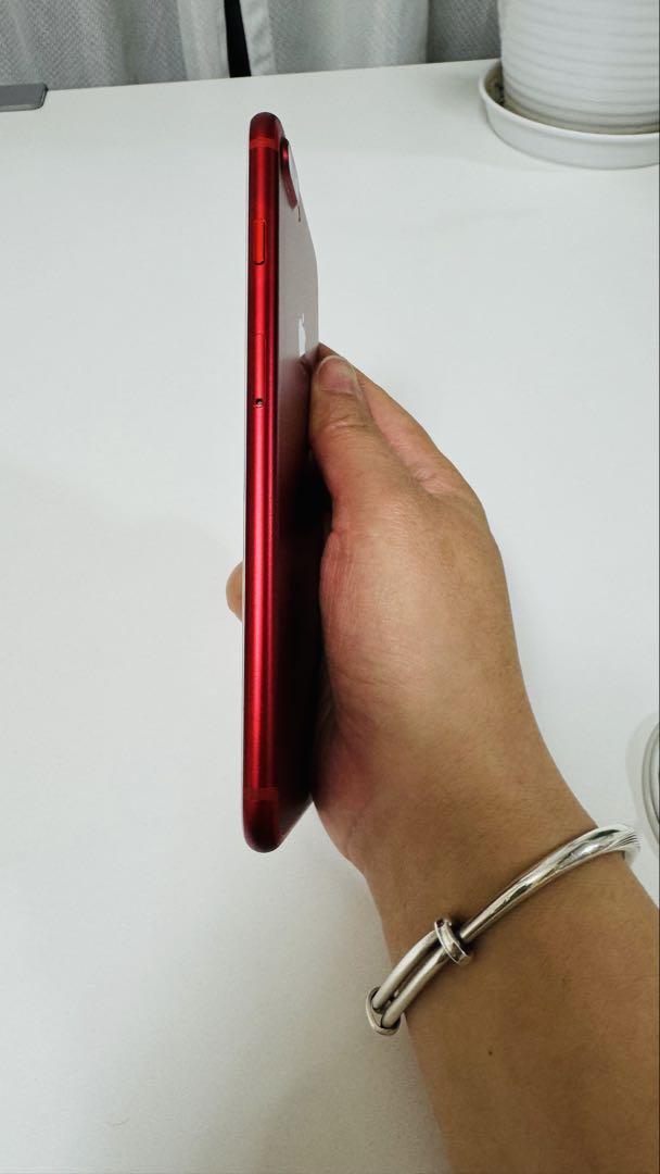 SIMフリー iPhone 7 Plus レッド 128GB iPhone 7 Plus Red 128 GB SIMフリー - スマートフォン本体