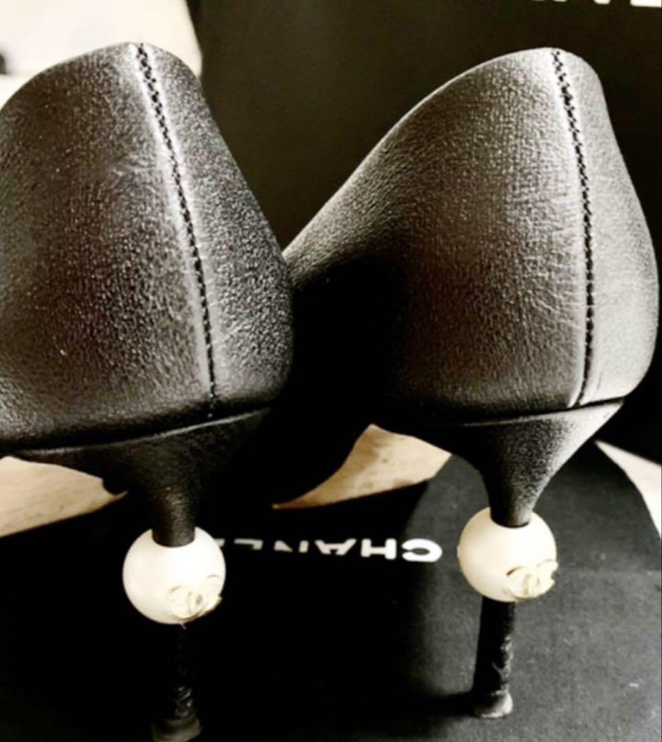 CHANEL パールパンプス