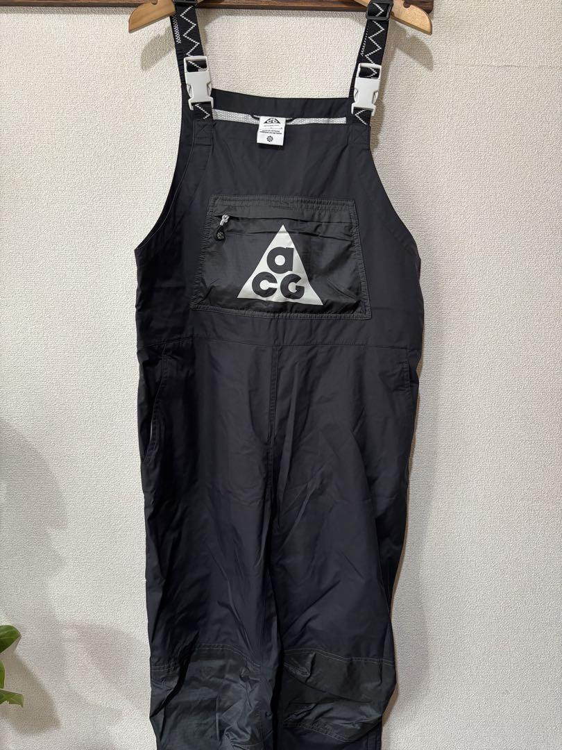 ナイキ　acg オールインワン