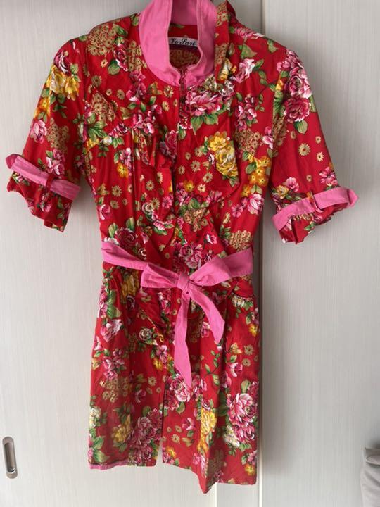 10年古着チャイナ服赤の花柄ワンピース唐装 10年古着チャイナ服赤の花柄ワンピース唐装