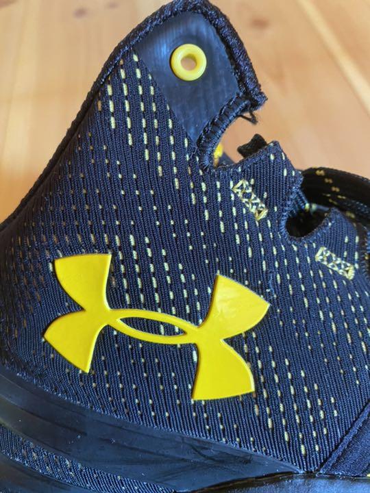 靴 UNDER ARMOUR CURRY 2