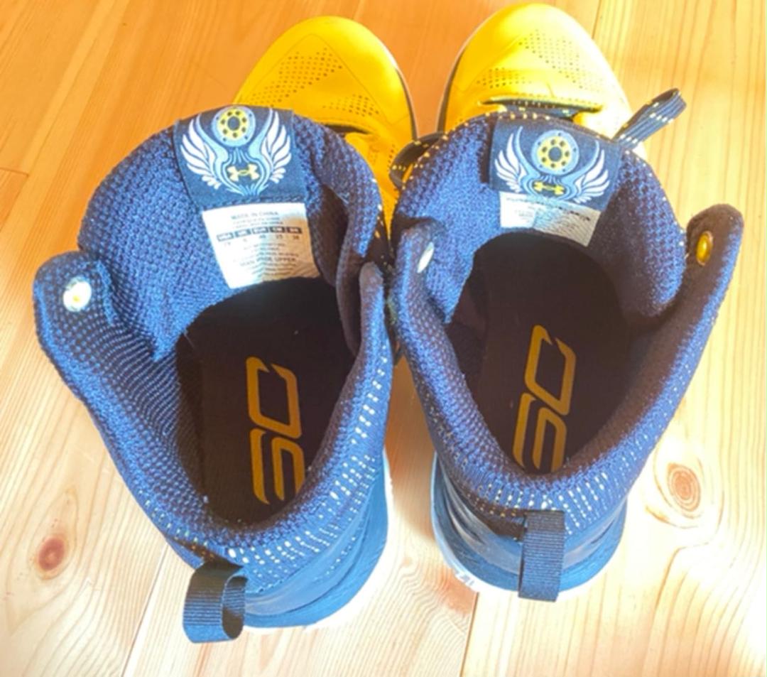 靴 UNDER ARMOUR CURRY 2