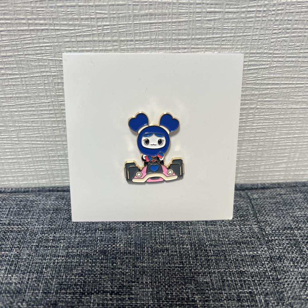 TWICE ピンバッジ ツウィ - メルカリ